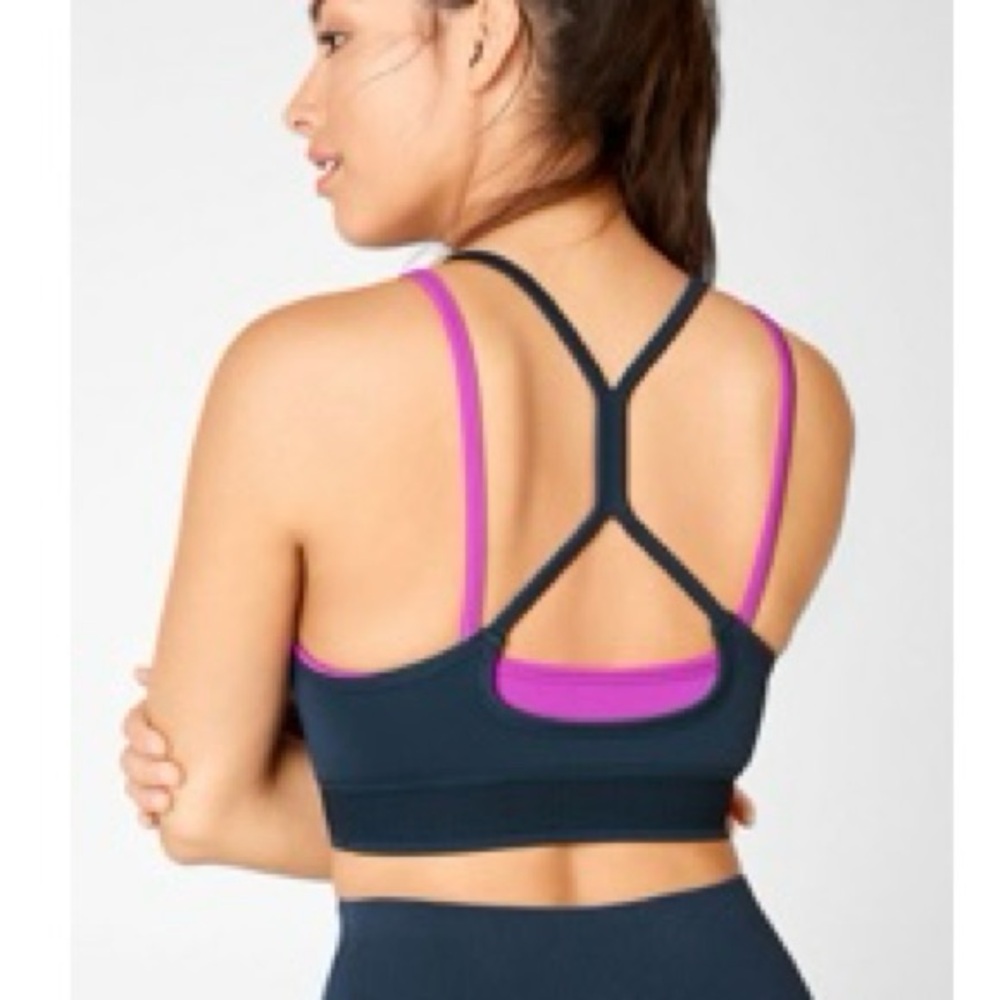Fabletics poppy fan seamless sports bra